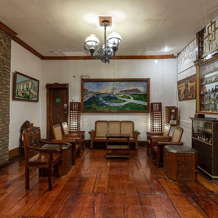 Zen Rooms Grandpa'S Inn Vigan Esterno foto