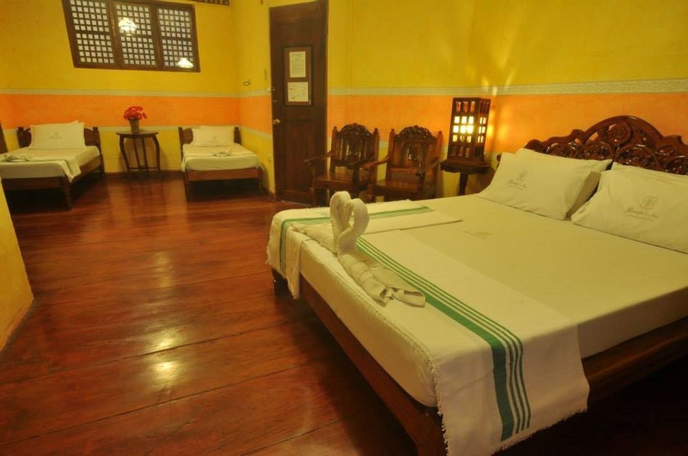 Zen Rooms Grandpa'S Inn Vigan Esterno foto