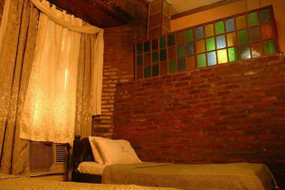 Zen Rooms Grandpa'S Inn Vigan Esterno foto