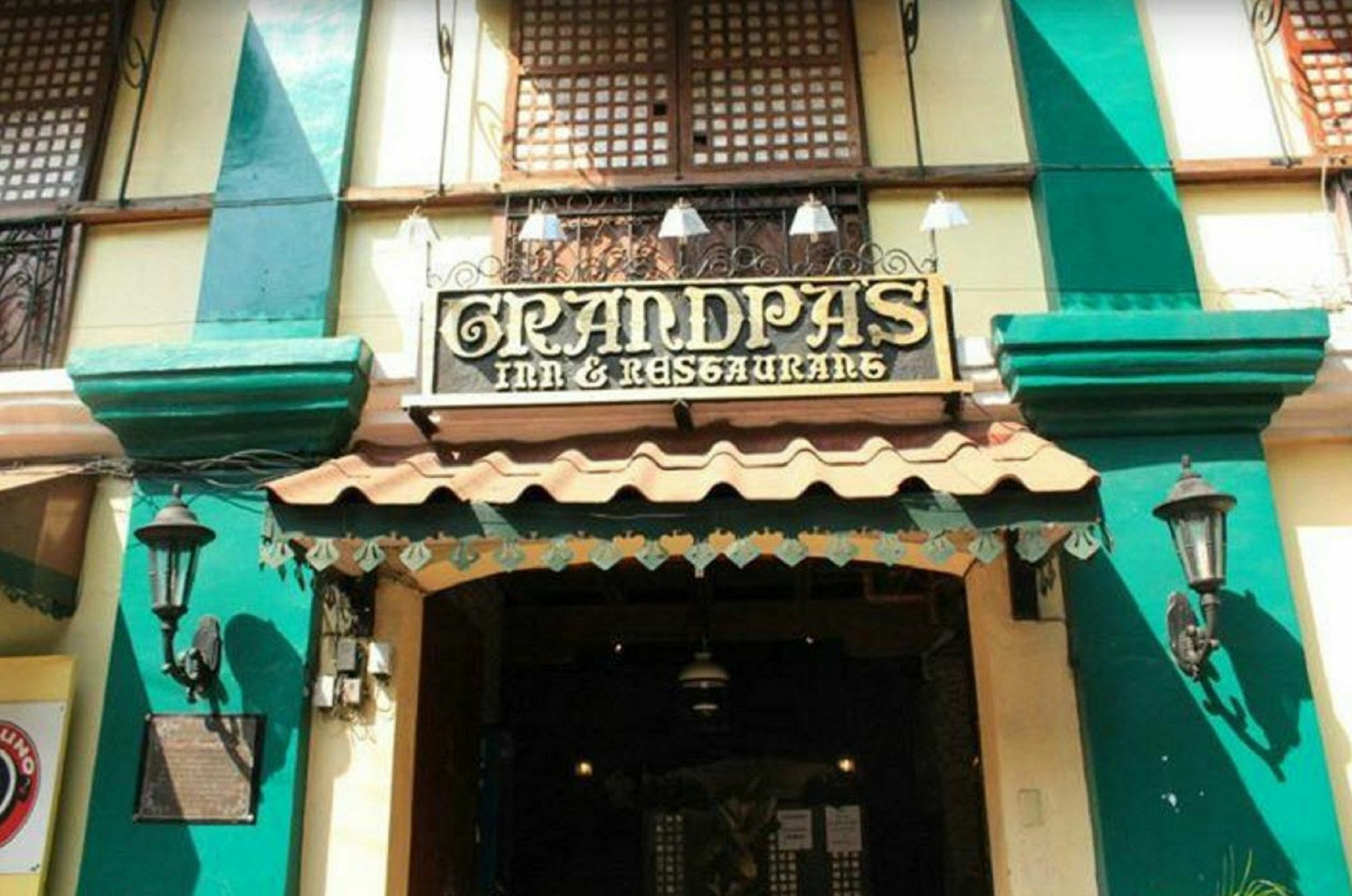 Zen Rooms Grandpa'S Inn Vigan Esterno foto