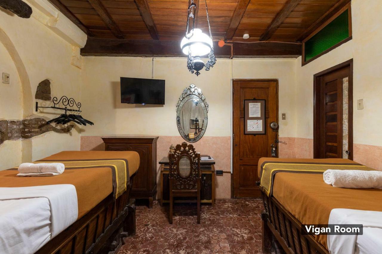 Zen Rooms Grandpa'S Inn Vigan Esterno foto
