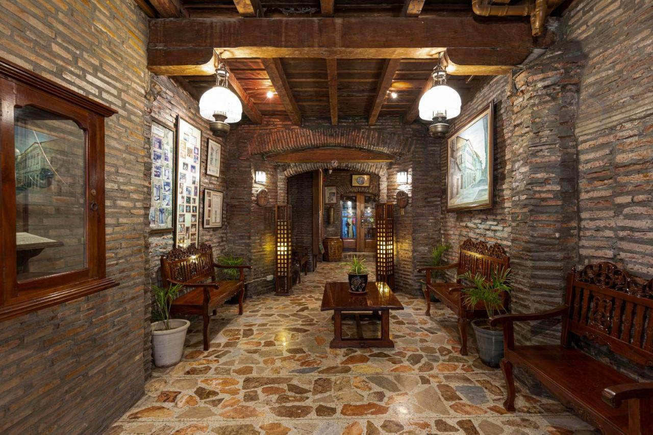 Zen Rooms Grandpa'S Inn Vigan Esterno foto